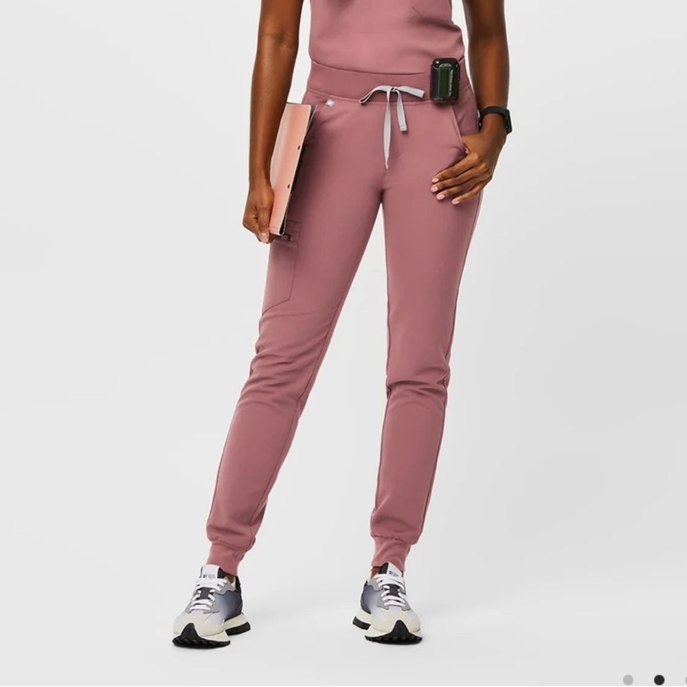 FIGS Zamora Pants Mauve Size S Regular